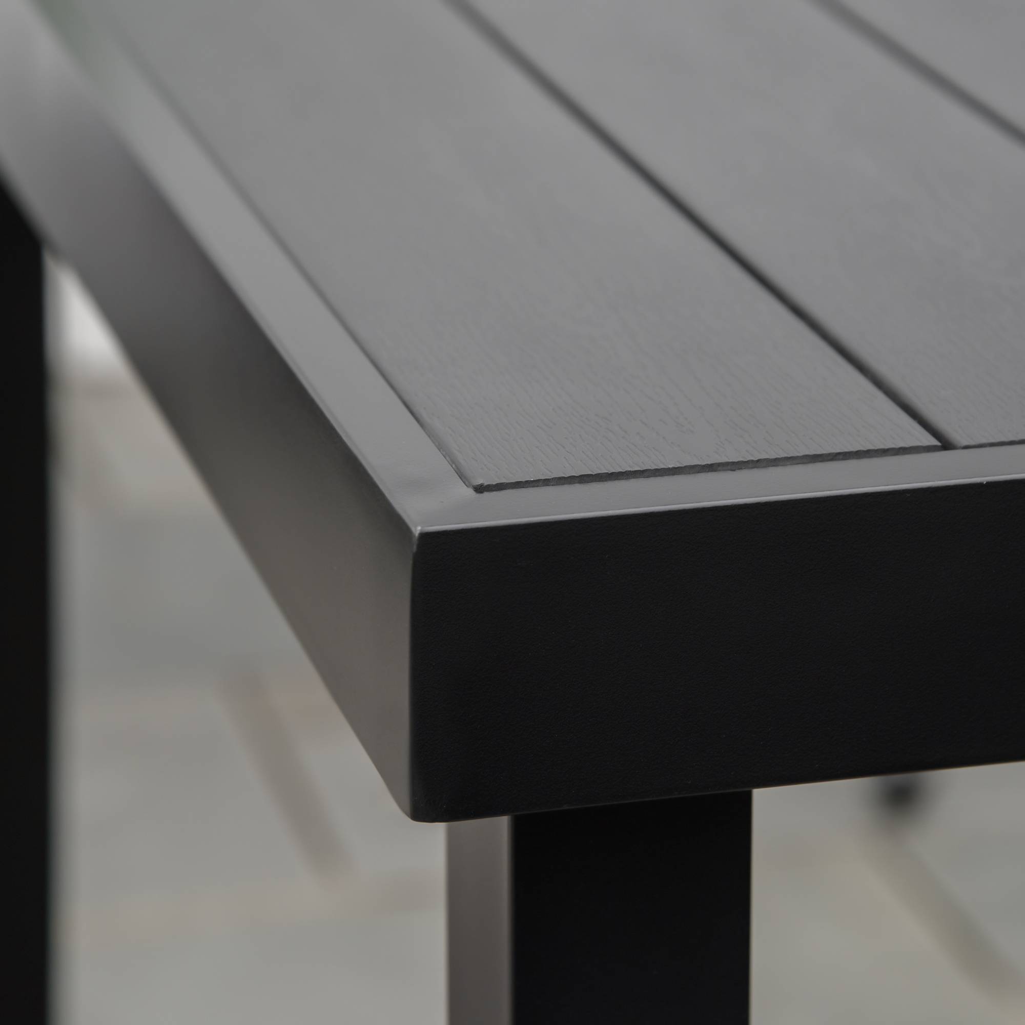 Table de jardin rectangulaire pour 6 personnes, table à manger extérieure 140x90x74 cm, plateau lattes, structure aluminium noir - Image 10