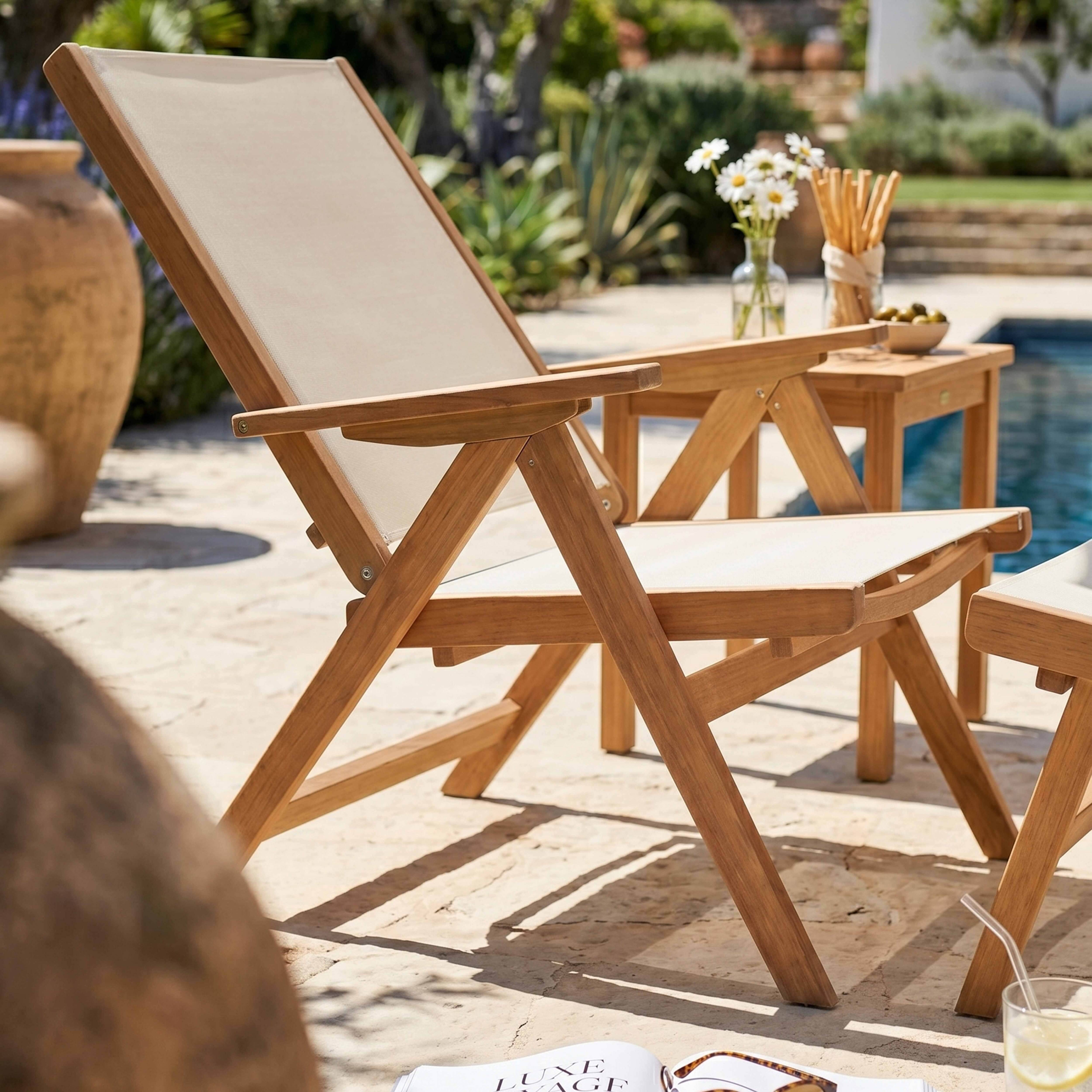 Oviala - Fauteuil relax en bois d'eucalyptus avec repose-pieds blanc Sisco - Oviala - Image 4