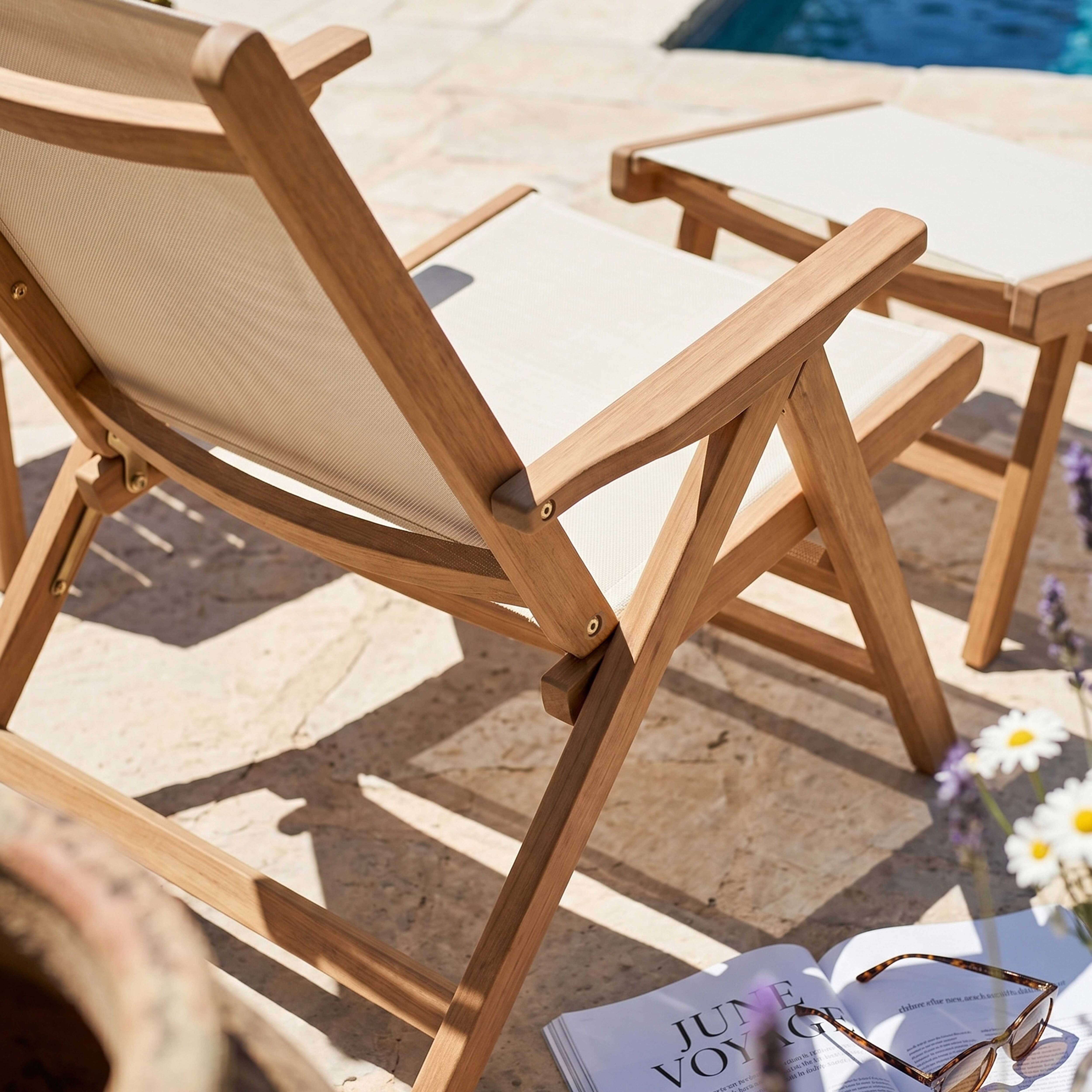 Oviala - Fauteuil relax en bois d'eucalyptus avec repose-pieds blanc Sisco - Oviala - Image 3