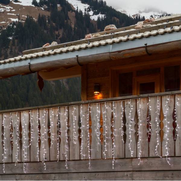 Lotti - Guirlande stalactite H120cm 4 mètres effet chute de neige 480 LED blanc froid câble blanc 230 V Lotti - Image 8