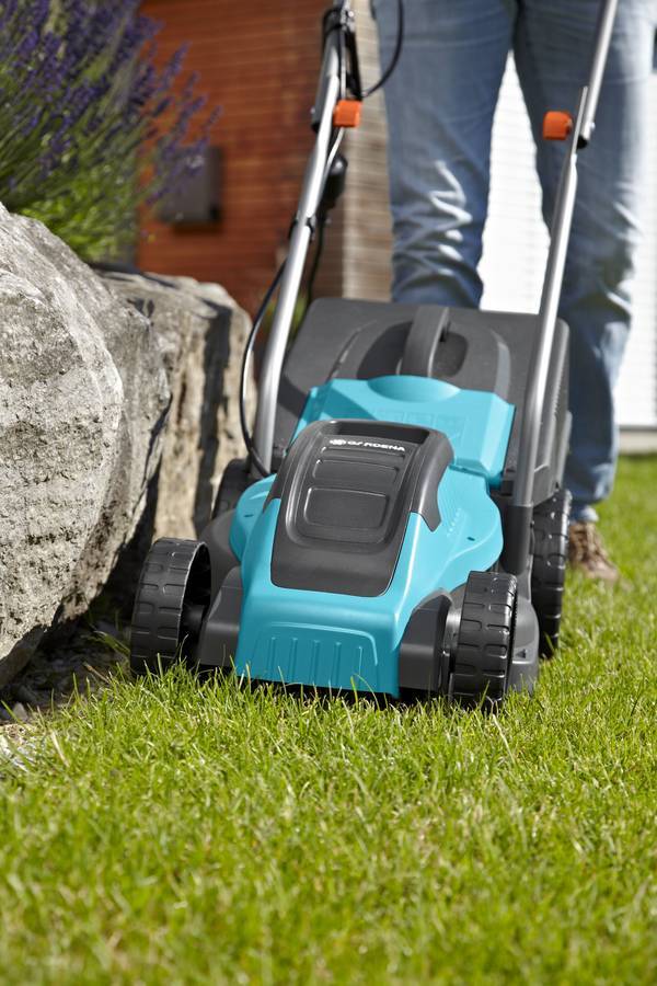 Gardena - Tondeuse électrique PowerMax 1100/32 - coupe 32 cm - bac 30 l. - jusqu'à 300 m² Gardena - Image 3