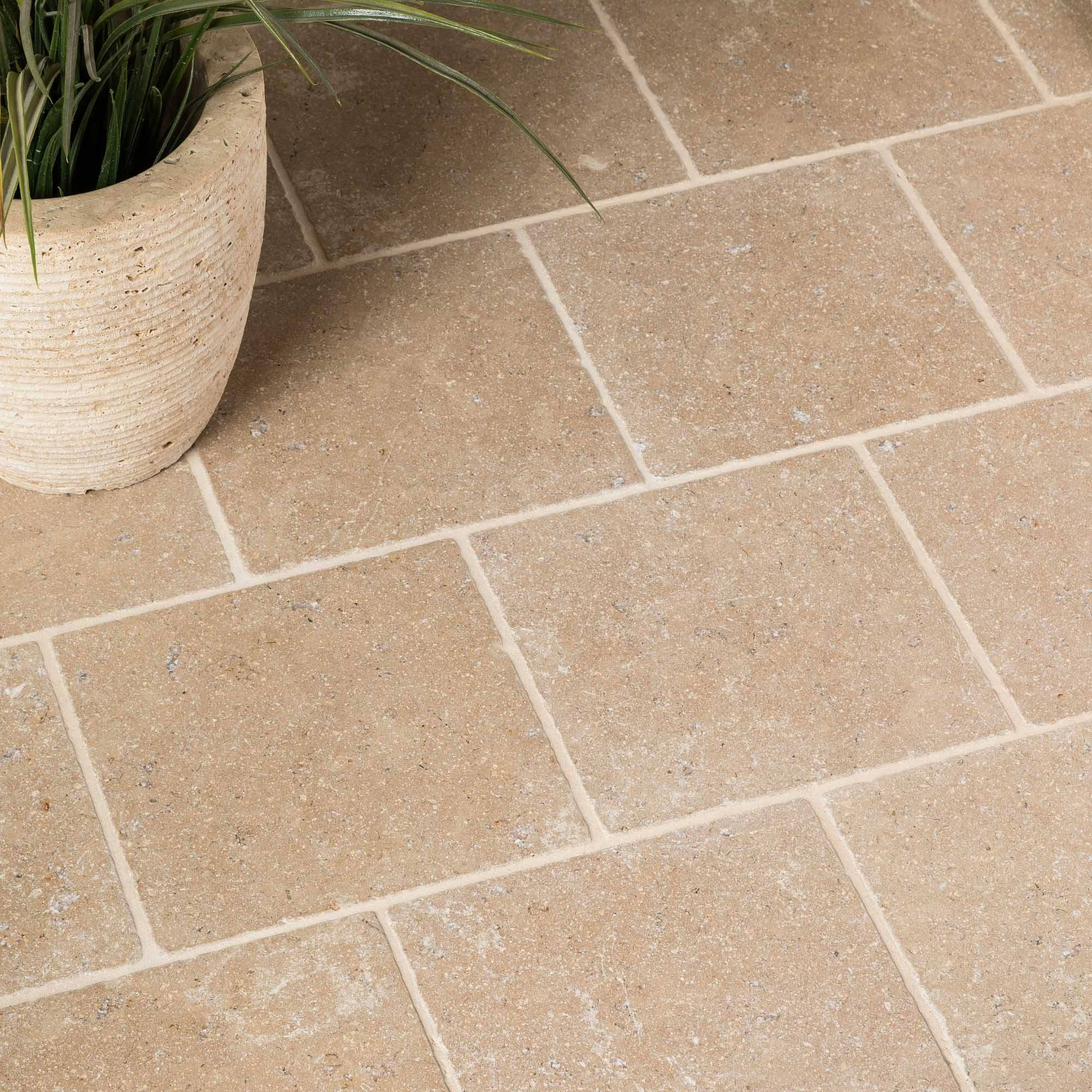 Pavé Pierre d'Egypte Beige 20x20x2 cm (vendu au m² - 25 pavés/m²) - RO'MA NATURE - Image 1