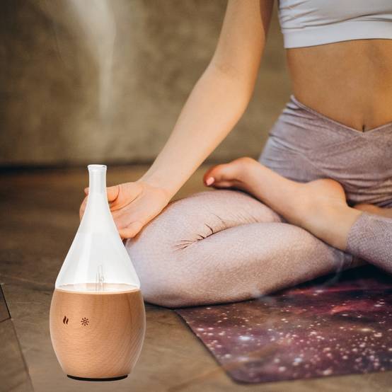 Zen'Arôme Diffuseur BOLEA + 4 Huiles "les Indispensables du Quotidien"-Diffuseur pour l'Aromathérapie-Bois FSC– Diffusion Ajustable - Image 1
