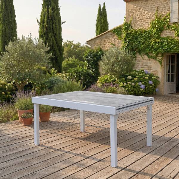 Wilsa Garden - Ensemble MODULO 6/10p en aluminium blanc et verre décors bois avec 10 fauteuils en textilène - Image 3