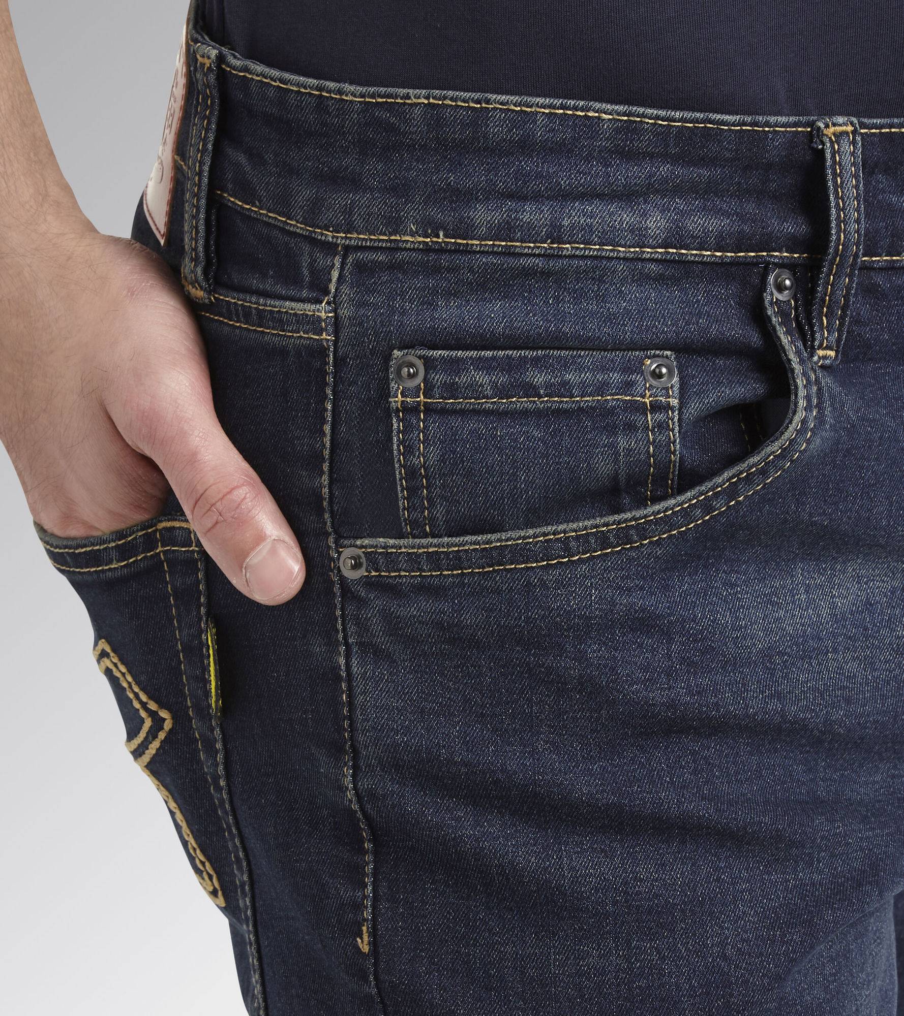 Pantalon de travail en jean STONE 5 PKT DIRTY WASHING T38/40 (US30) - DIADORA SPA - 702.170750 - Image 3