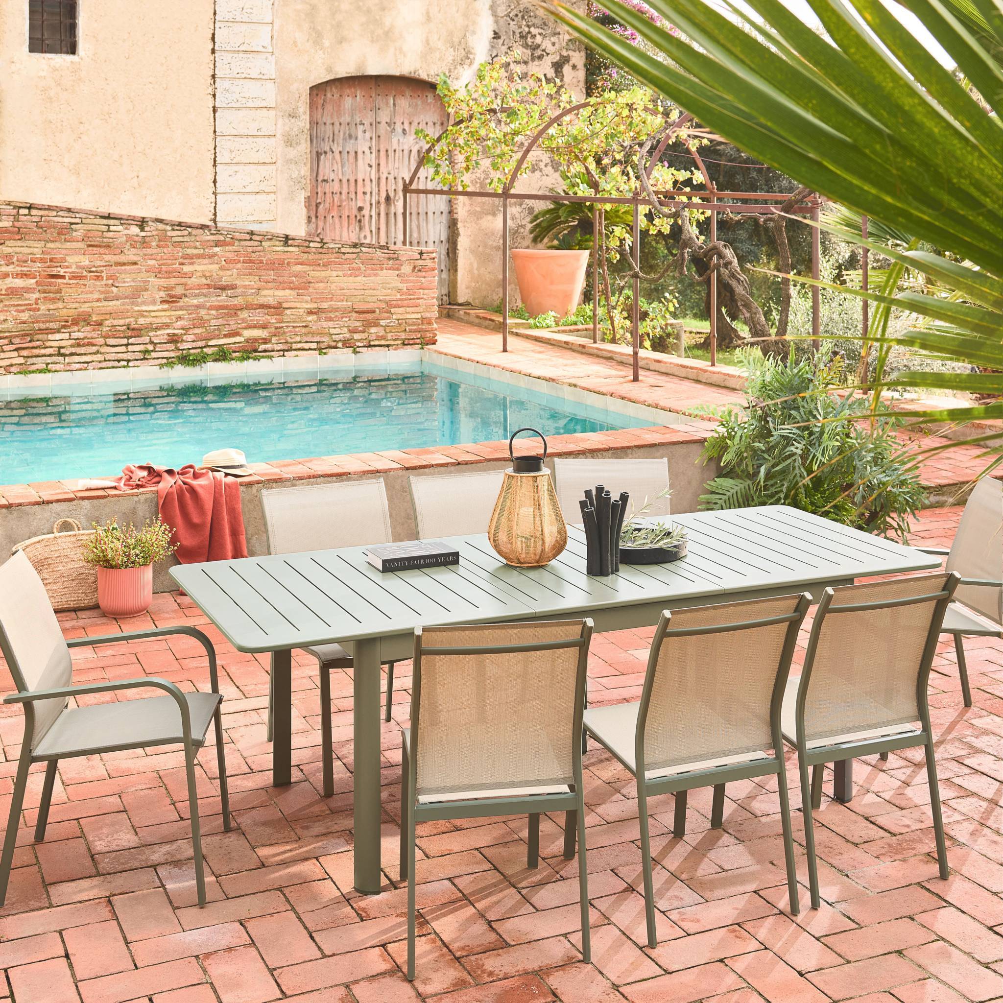 sweeek - Lot de 2 chaises de jardin CLEVELAND empilables aluminium et textilene kaki. 64.5 x 45.5 x 89.5 cm | sweeek - Image 5