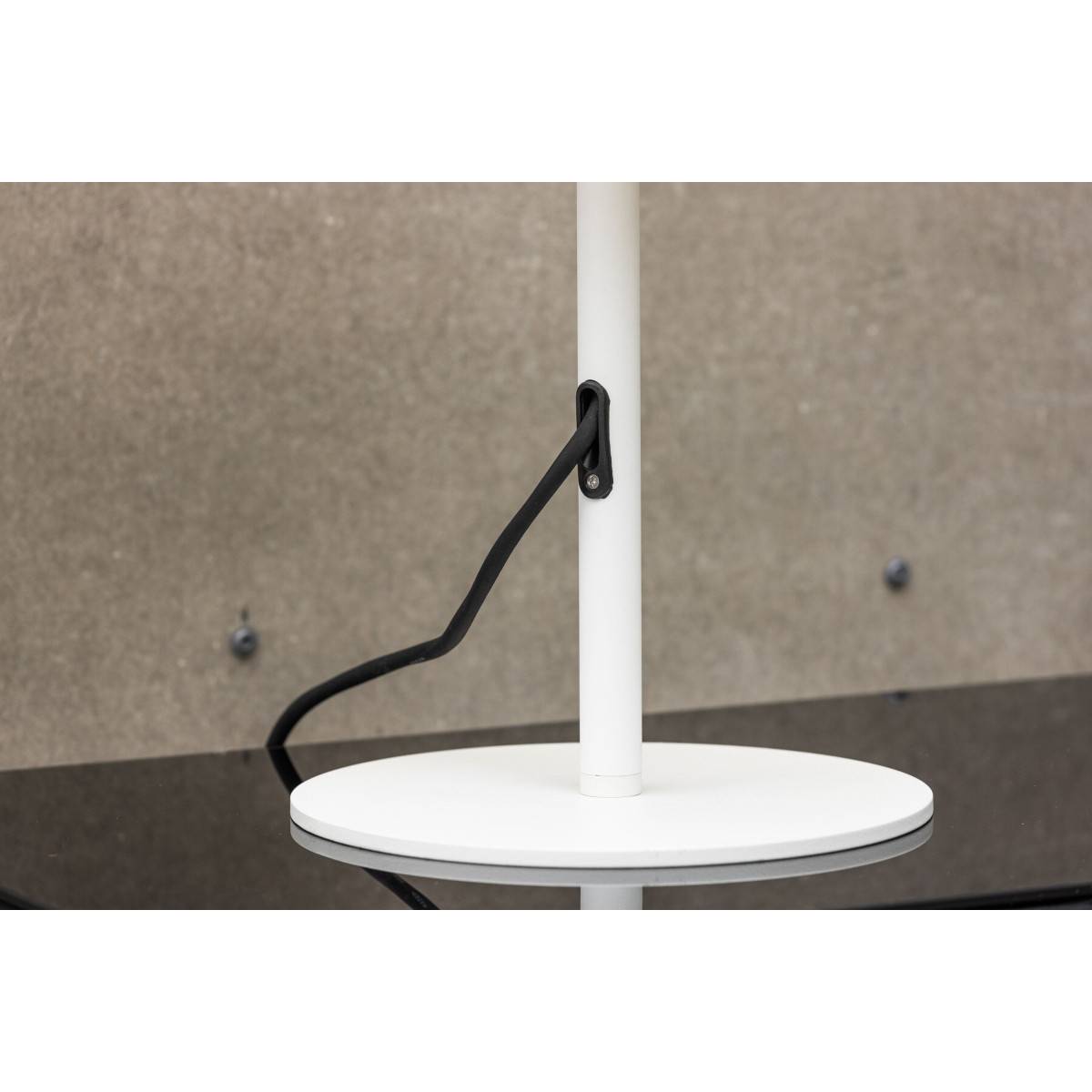 Paris Prix - Lampe à Poser d'Extérieur "Moris" 52cm Blanc - Image 4