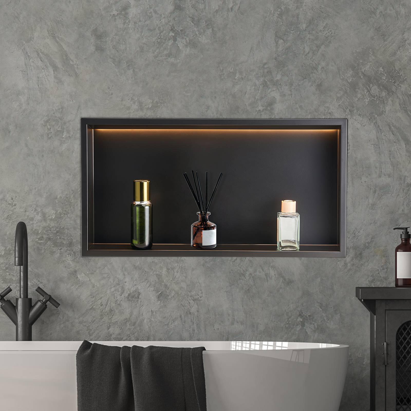 VEVOR Niche douche encastrable 10x33x63.5cm inox avec bande LED, étagère étanche moderne, salle de bain, noir. - Image 8