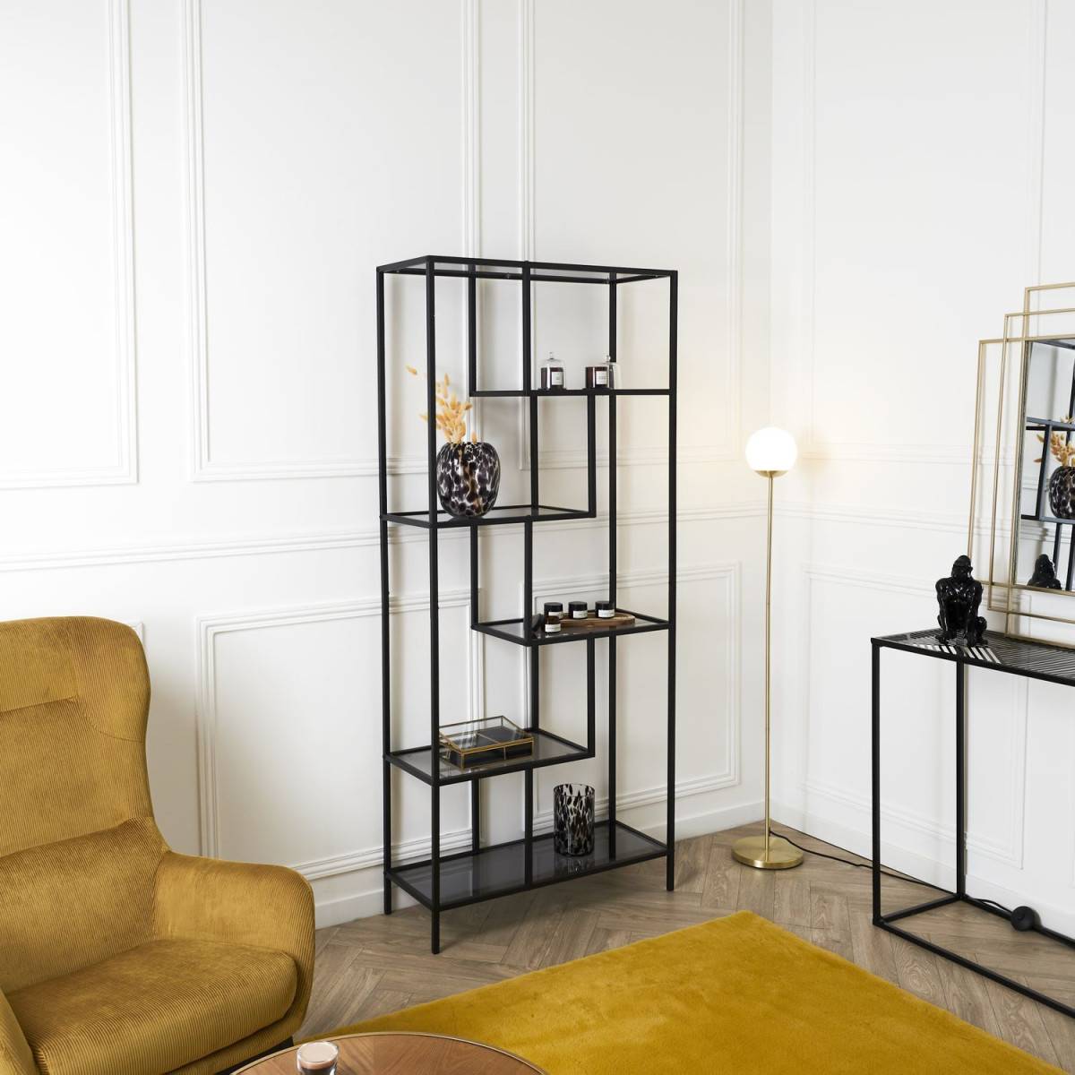 The Home Deco Factory - Etagère en métal et verre fumé Edison 80 x 30 x 180 cm - Image 4