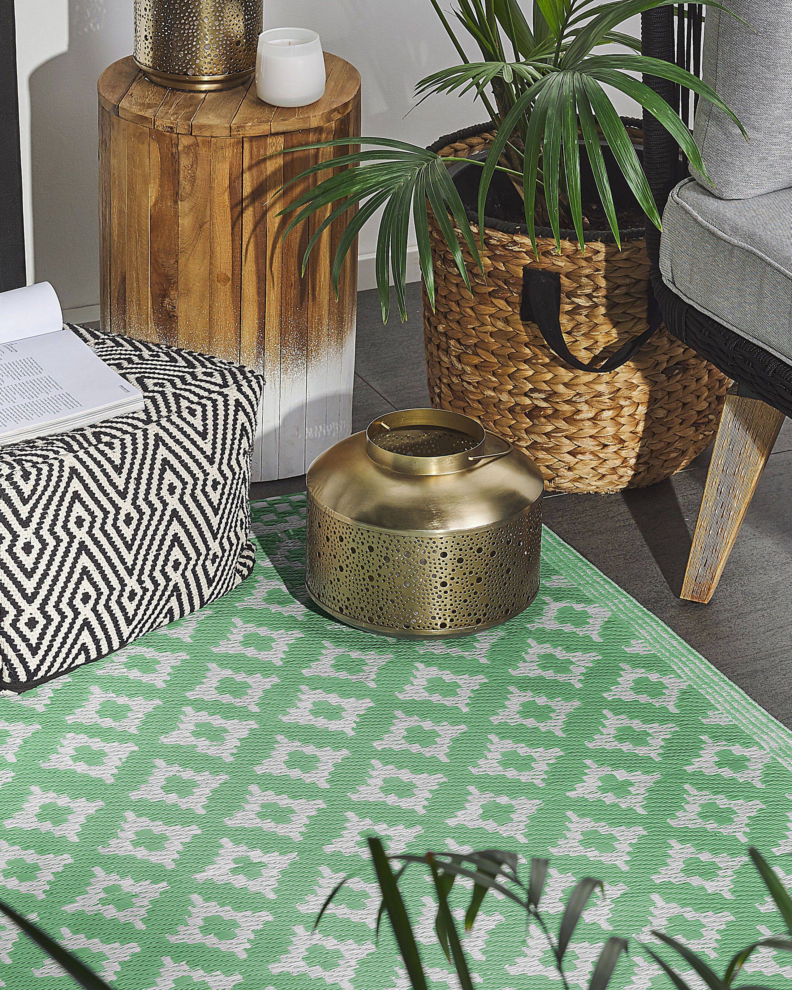 Beliani - Tapis d'Extérieur et Intérieur au Motif Géométrique Vert Polyvalent 120 x 180 cm Idéal pour Terrasse ou Jardin Scandinave et Boho Beliani - Image 2