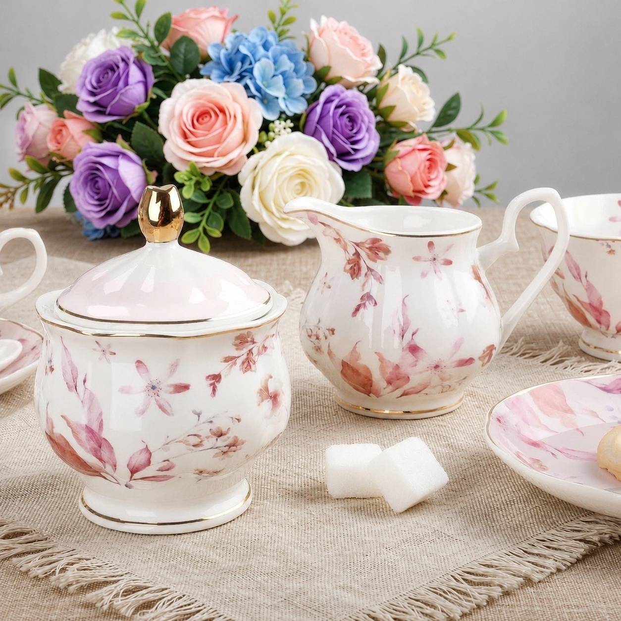 Service à Thé en Porcelaine 21 Pièces Décor Fleurs et Roses Or - Image 4