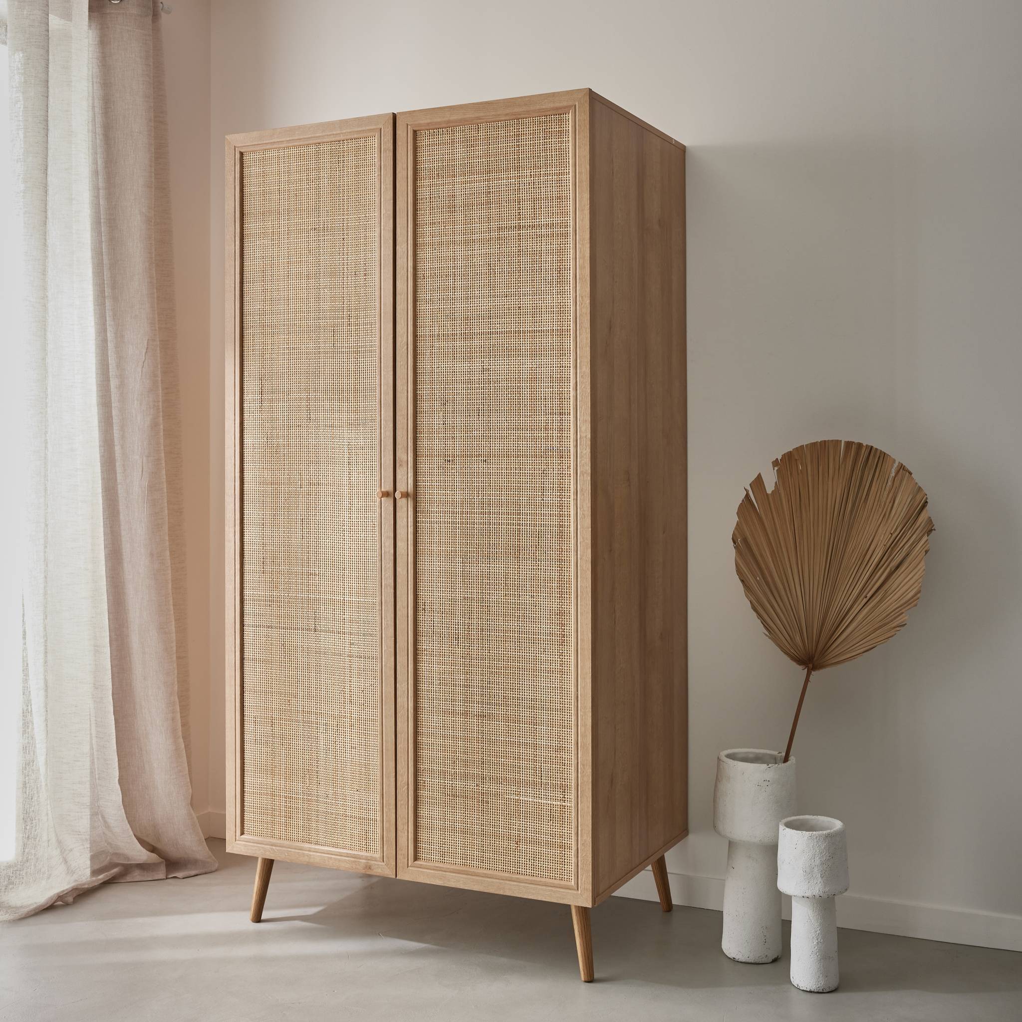 Armoire cannage et décor bois 2 portes avec étagère et tringle - Hauteur 179.5cm | sweeek - Image 5