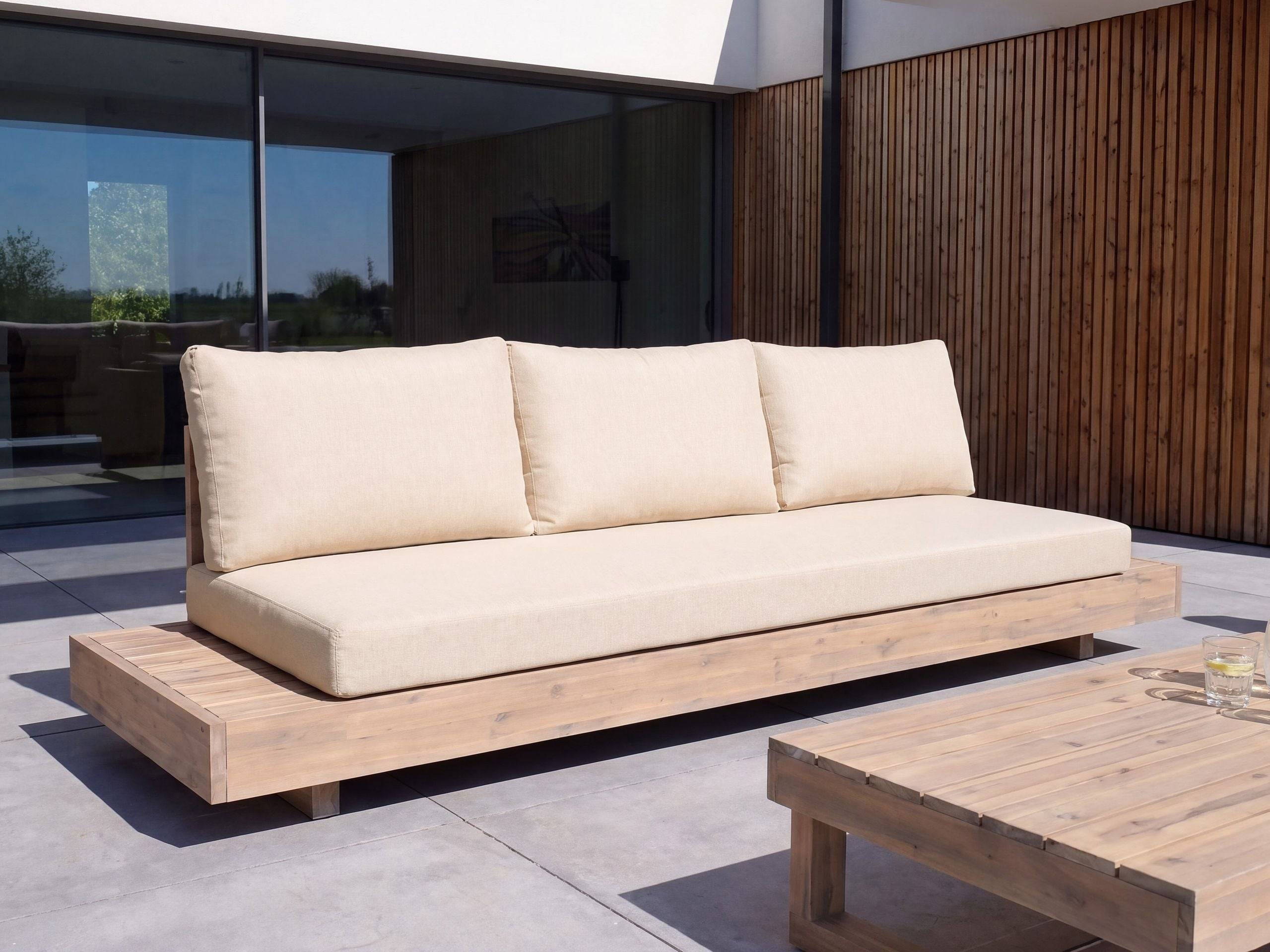 Beliani - Canapé de jardin, 3 Personnes Bois d'acacia certifié Beige MARETTIMO - 230x68x70- Beliani