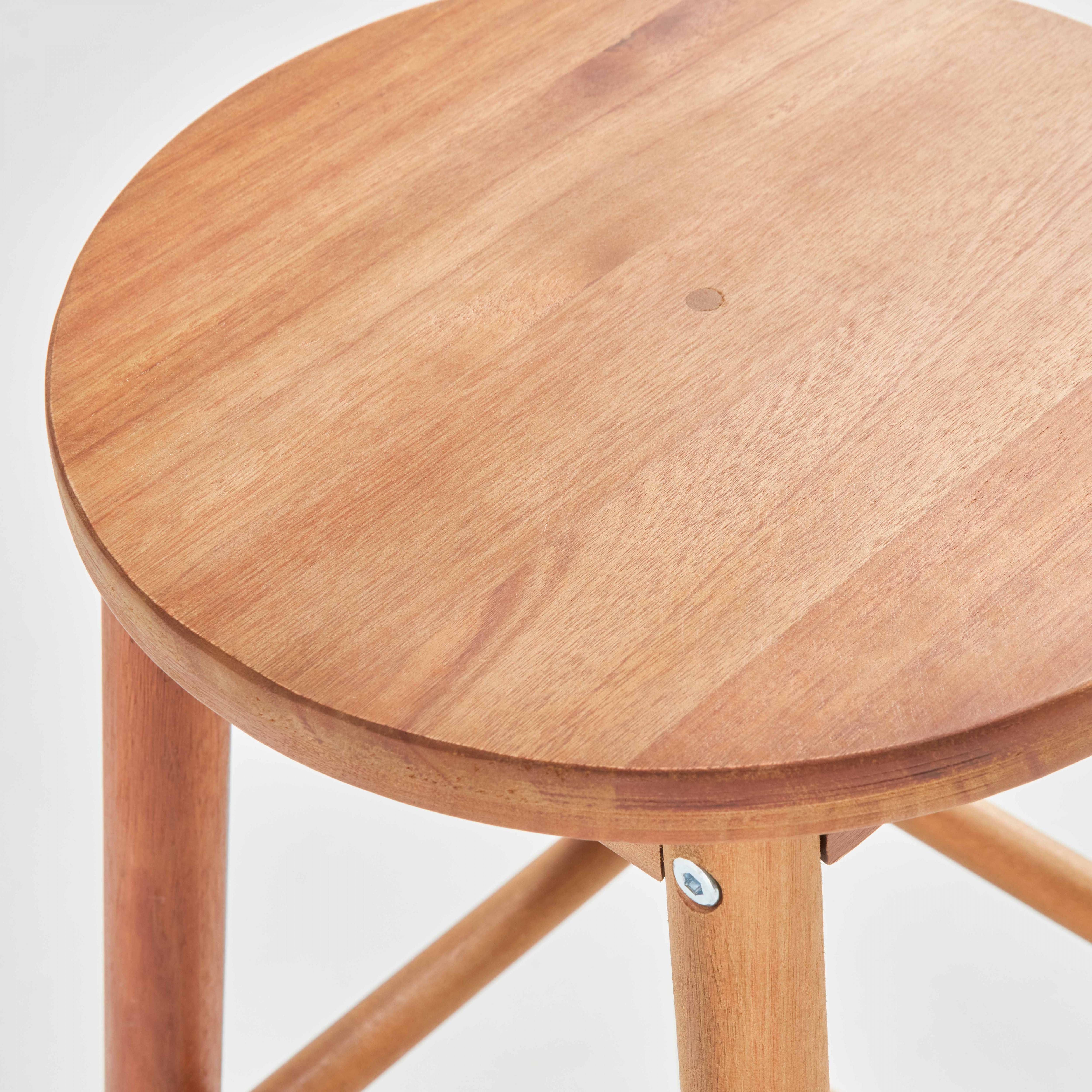 Oviala - Lot de 2 tabourets en bois d'eucalyptus
Poya - Oviala - Image 4