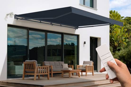 Cazeboo Store banne motorisé semi-coffre FAZZIO 5x3 m - Toile premium 320g/m2 Gris - Image 1