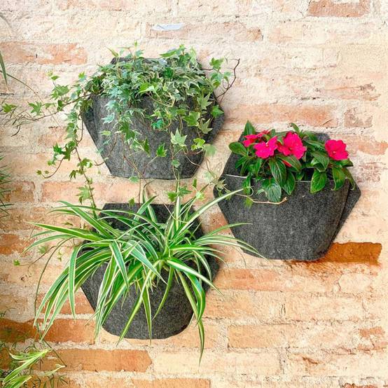 Pack de 3 pots muraux CitySens noirs avec couverture textile et arrosage automatique - Image 3