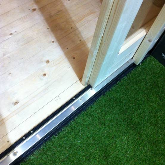 Abri de jardin bois massif 19mm 11,65m² avec appentis 5,6m² porte coulissante Karibu gris - Image 5