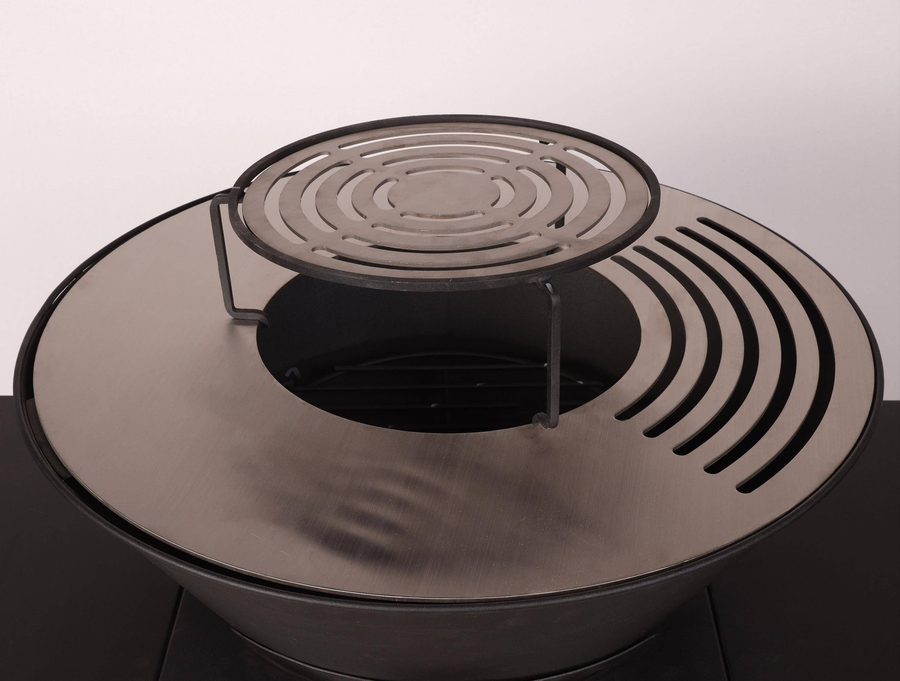 Purline - Barbecue Braséro charbon acier corten noir avec bras latéraux EFP57B – Purline - Image 5