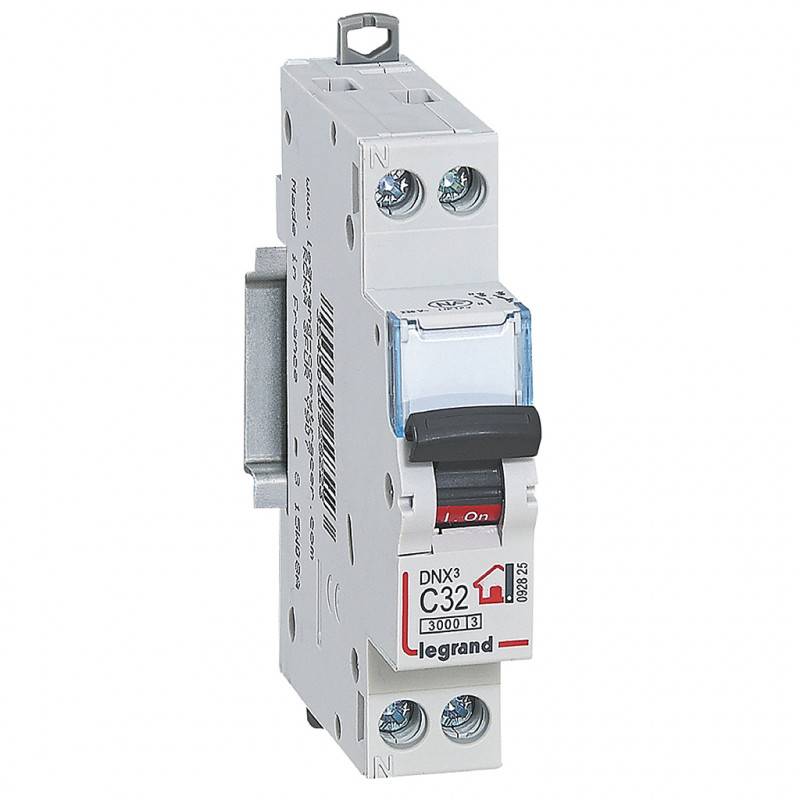 Legrand - Disjoncteur Phase + Neutre - 32A - bornes à vis - 1 module LEGRAND