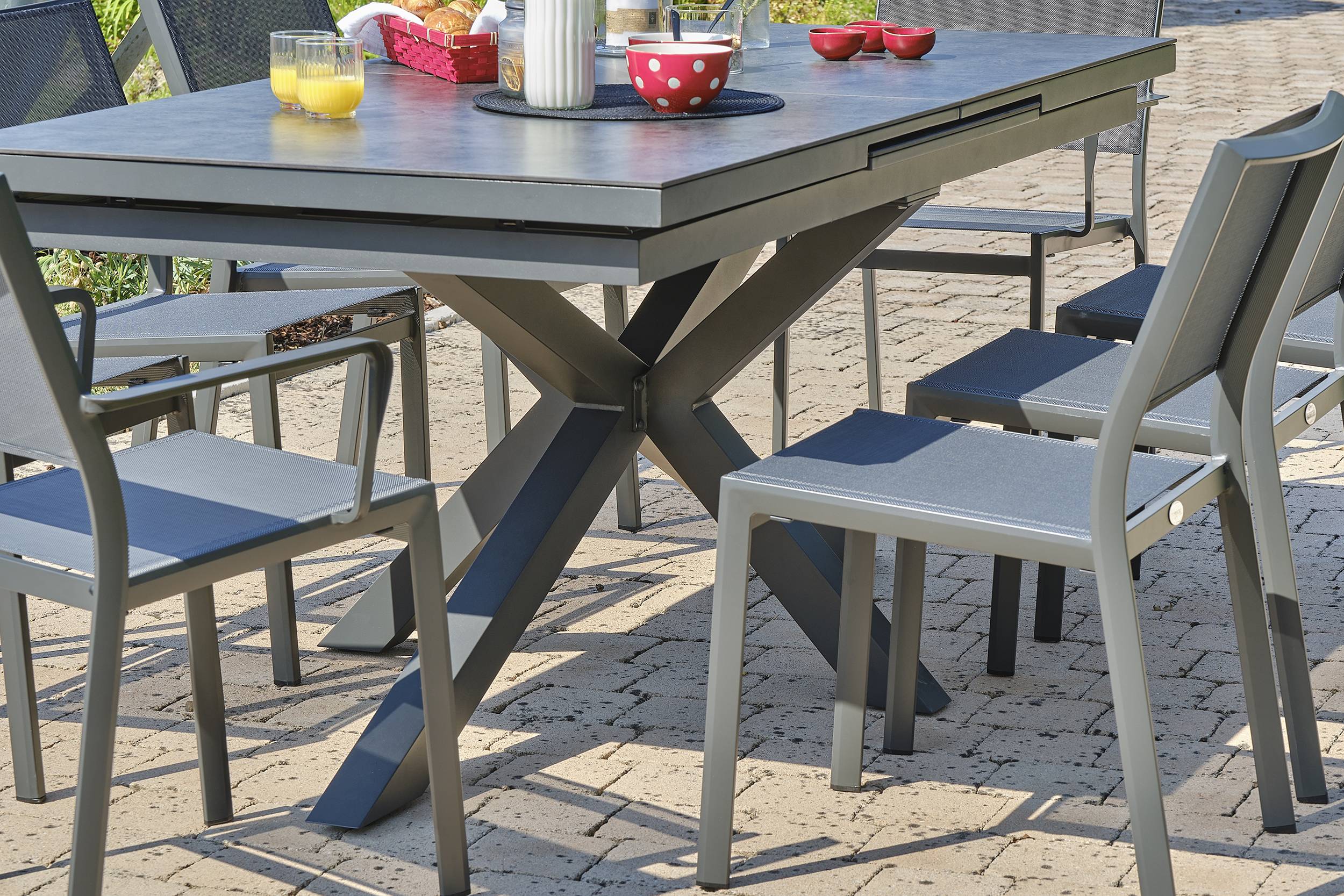 Dcb Garden - Ensemble repas CAICOS 6 places en aluminium plateau HPL - DCB GARDEN - Image 3