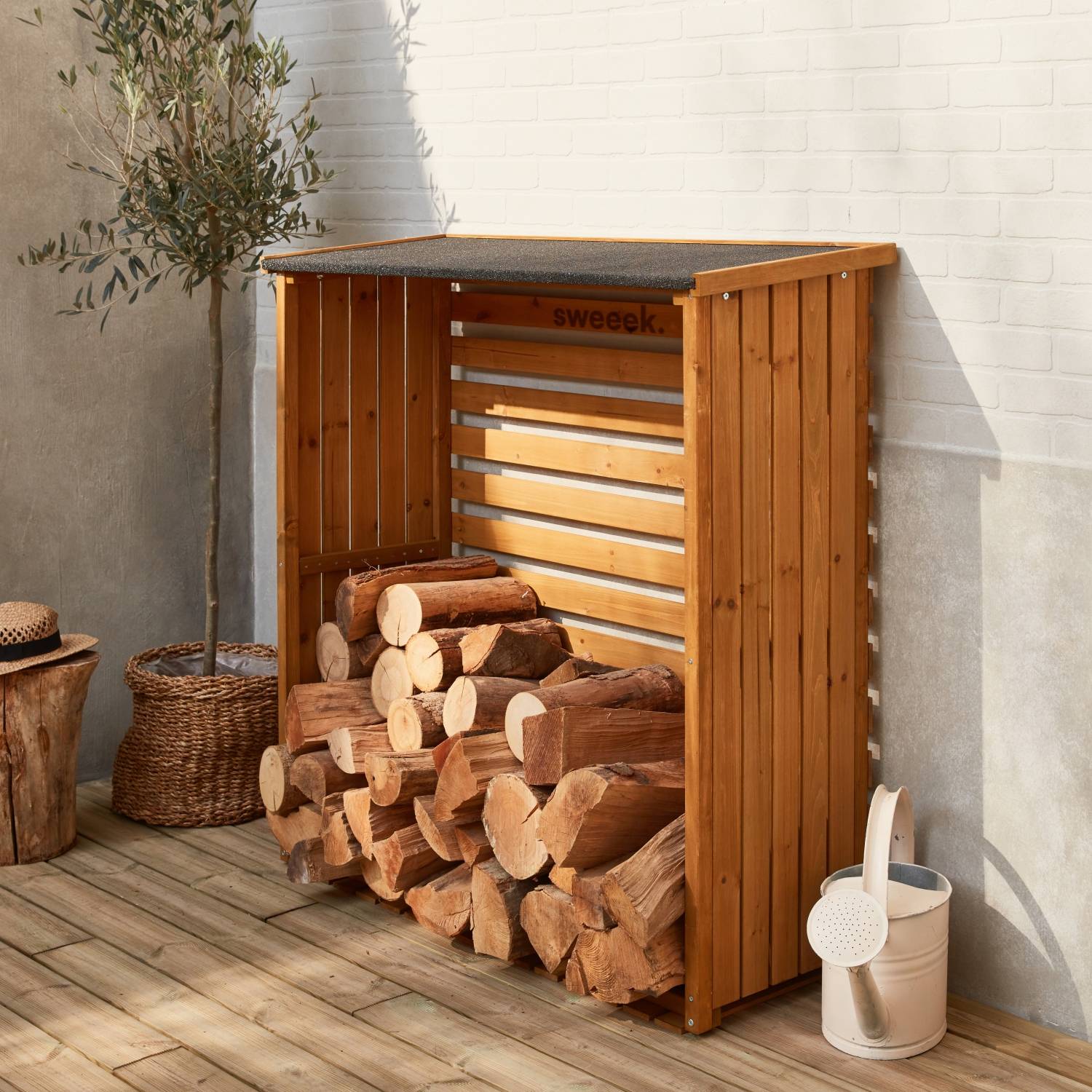 sweeek - Abri buches. en bois. 120x45x120cm. avec toiture et plancher | sweeek - Image 1