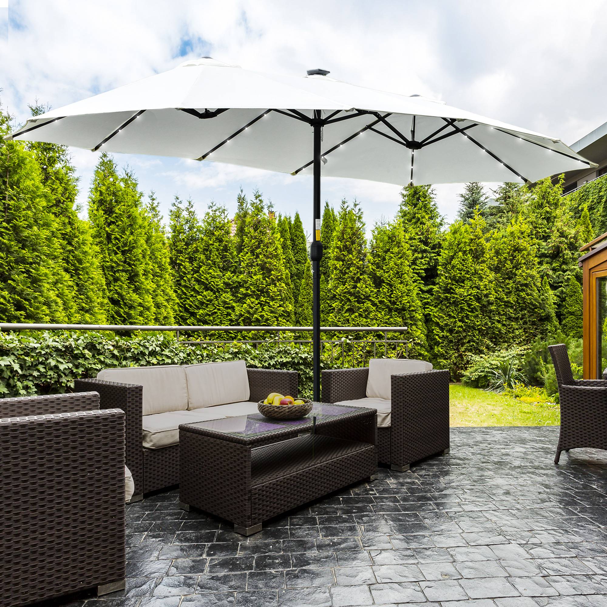 Parasol double avec 48 lumières LED, 4,5 x 2,65 m, manivelle, protection solaire pour terrasse, jardin, piscine, crème - Image 4