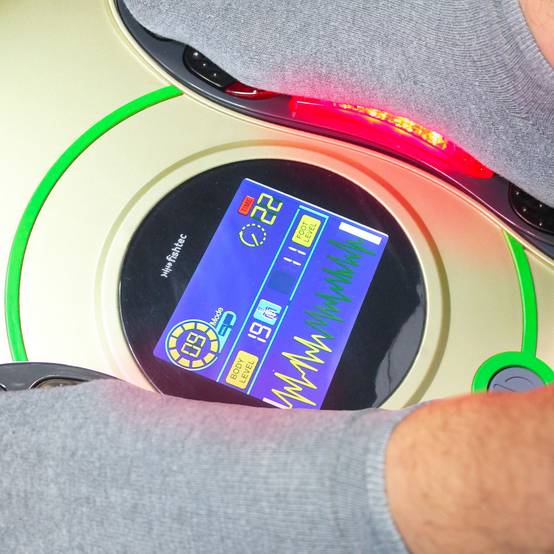 Stimulateur Musculaire FISHTEC 99 Niveaux d'Intensité + 25 Programmes - Image 2
