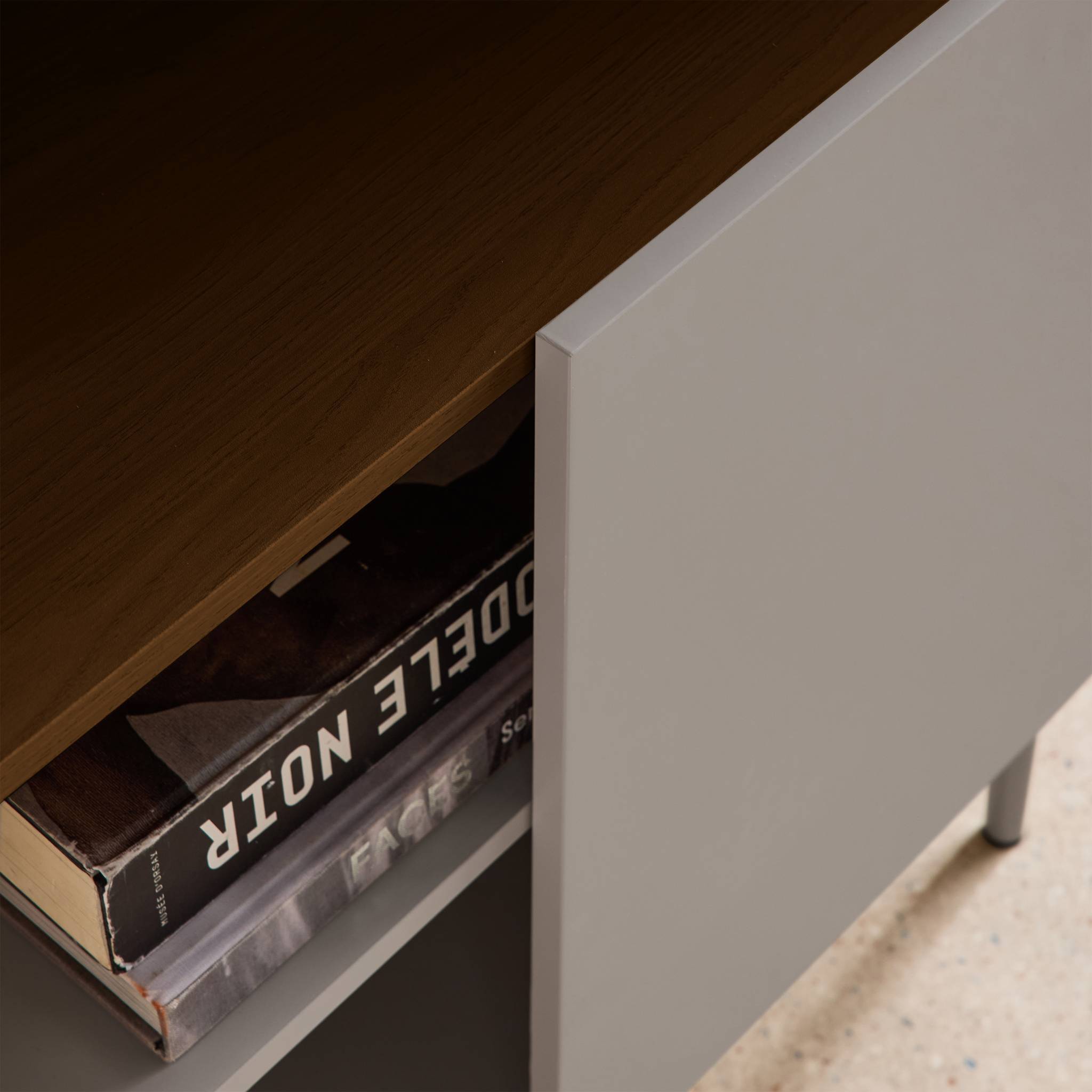 Etagère. bibliothèque métal et décor bois 6 niveaux gris et noyer - Ashton | sweeek - Image 7