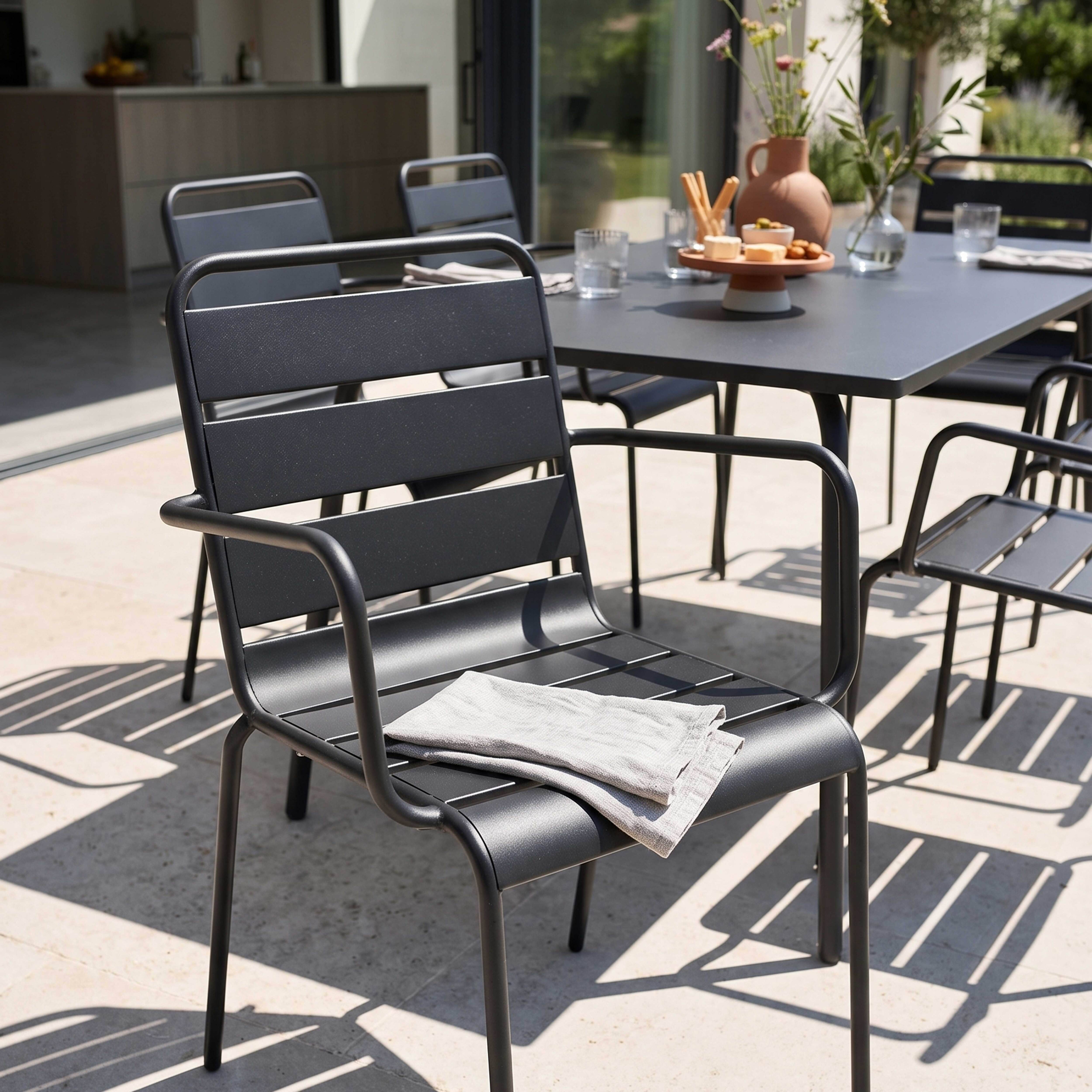 Oviala - Ensemble table de jardin et 6 fauteuils en métal gris Palavas - Oviala - Image 4