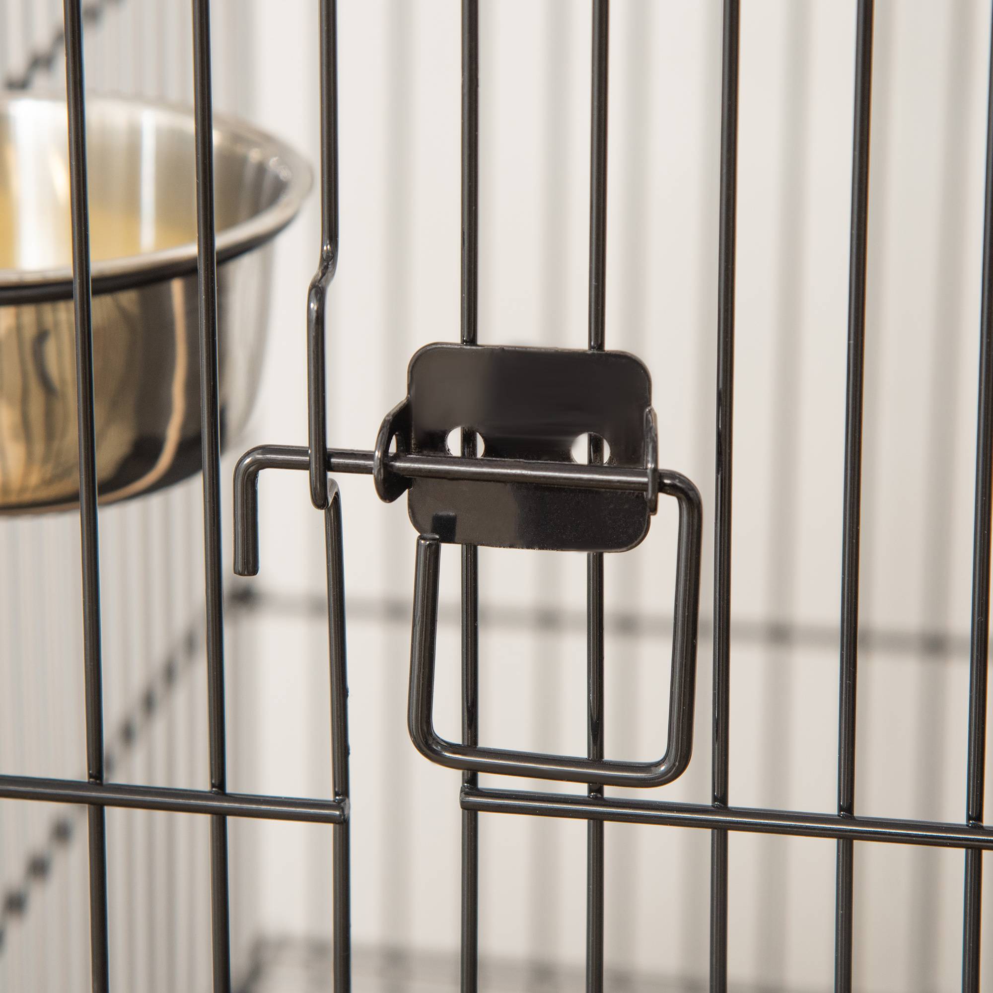 Pawhut - Cage à oiseaux sur pied volière avec 2 mangeoires perchoirs plateau amovible poignée et roulettes - 50 x 58 x 137-145 cm noir - Image 8