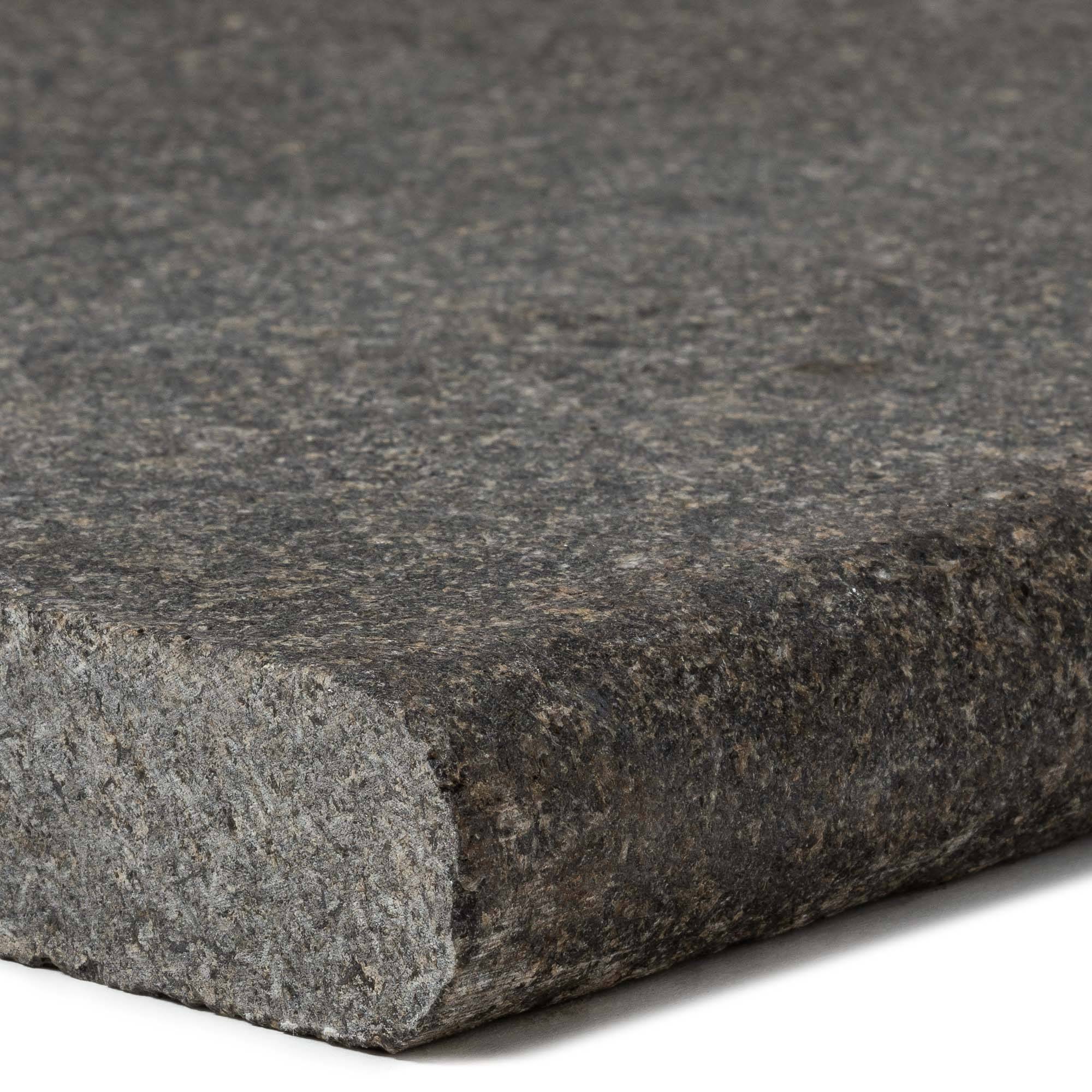 Margelle de piscine Granit Noir 60x35x3 cm Bord 1/2 Rond (à l'unité) - RO'MA NATURE - Image 2