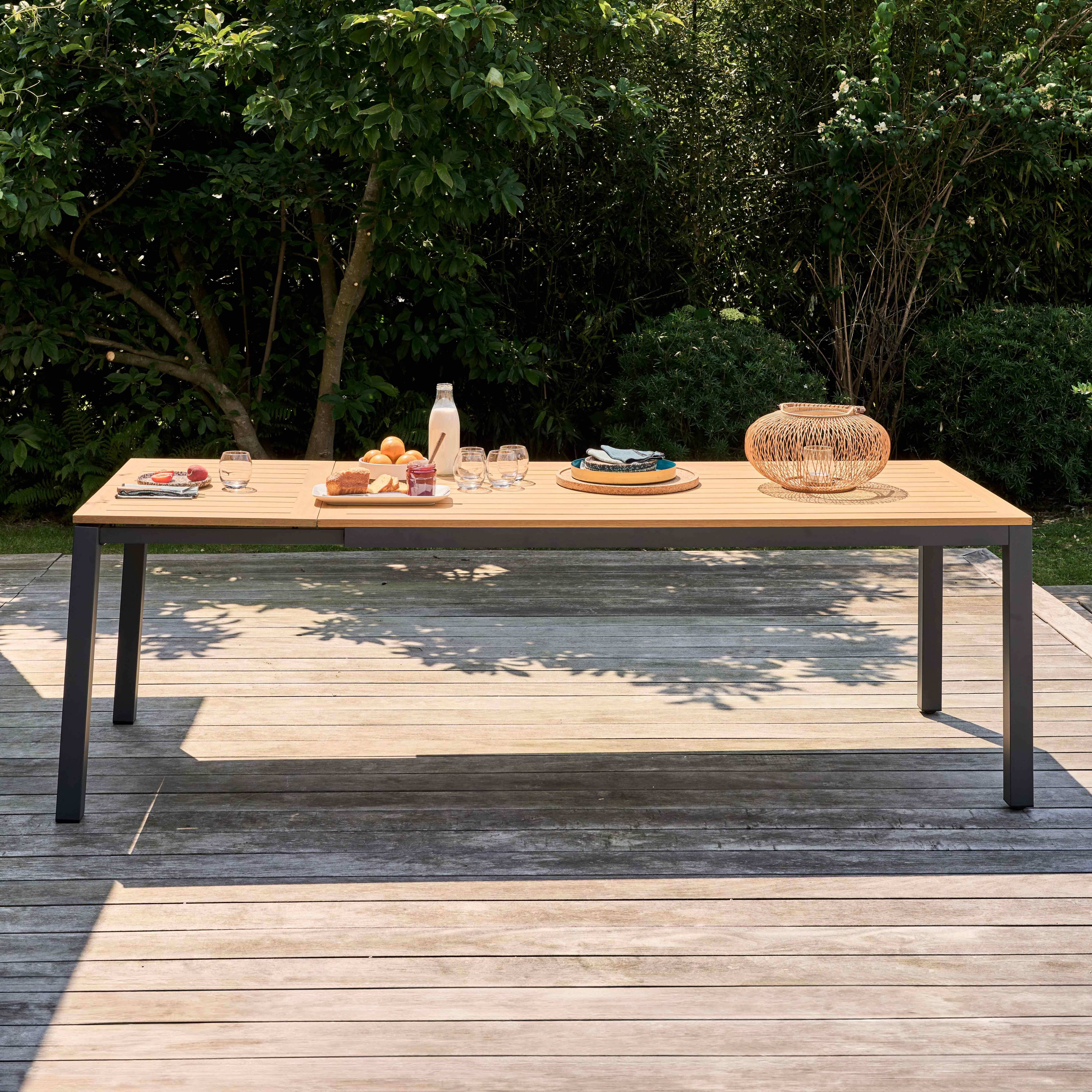 Oviala - Table de terrasse rectangulaire extensible 180/240 cm bois et noir Split - Oviala - Image 2