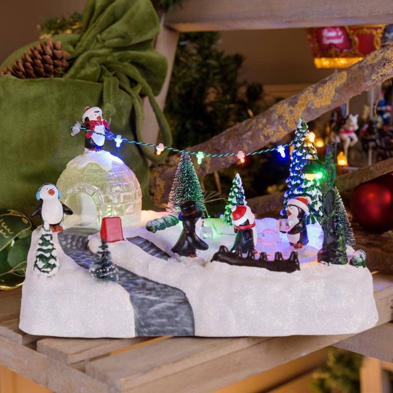 Lotti - Village de Noël Lumineux Polaire avec Igloo et Pingouins en Rotation 28xH16cm avec Musique Lotti - Image 1
