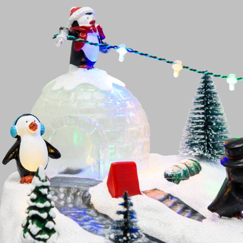 Lotti - Village de Noël Lumineux Polaire avec Igloo et Pingouins en Rotation 28xH16cm avec Musique Lotti - Image 4