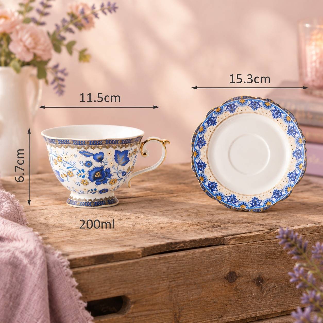 Tasse à Café et Sous-tasse en Porcelaine Fine Motif Fleurs Bleues 200ml - Image 6