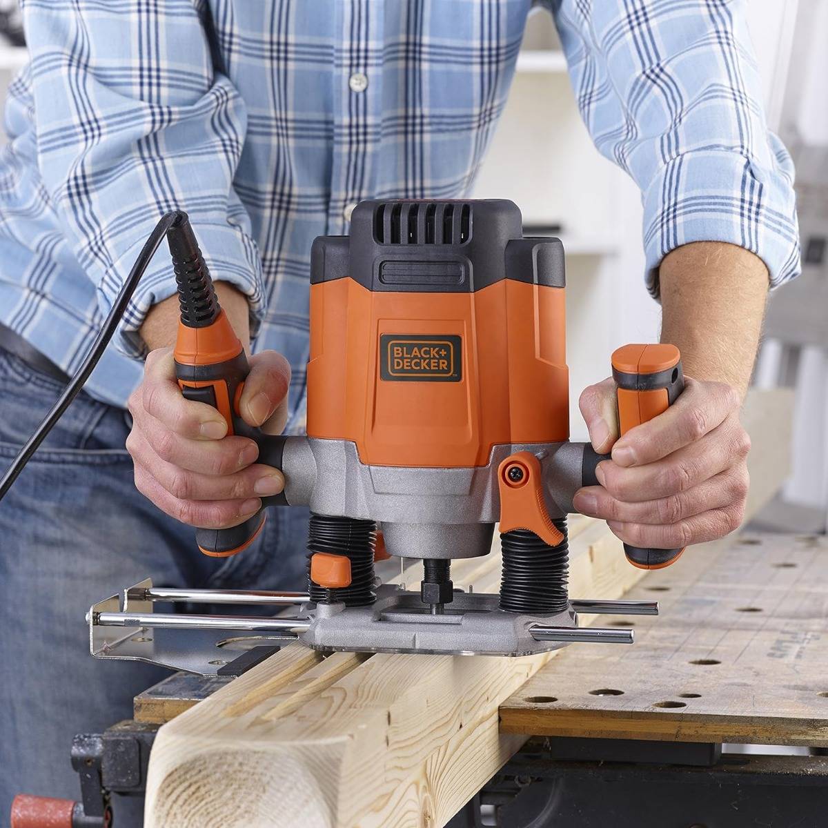 Défonceuse filaire 1200W - BLACK+DECKER - avec 13 accessoires - KW1200EKA-QS - Image 5