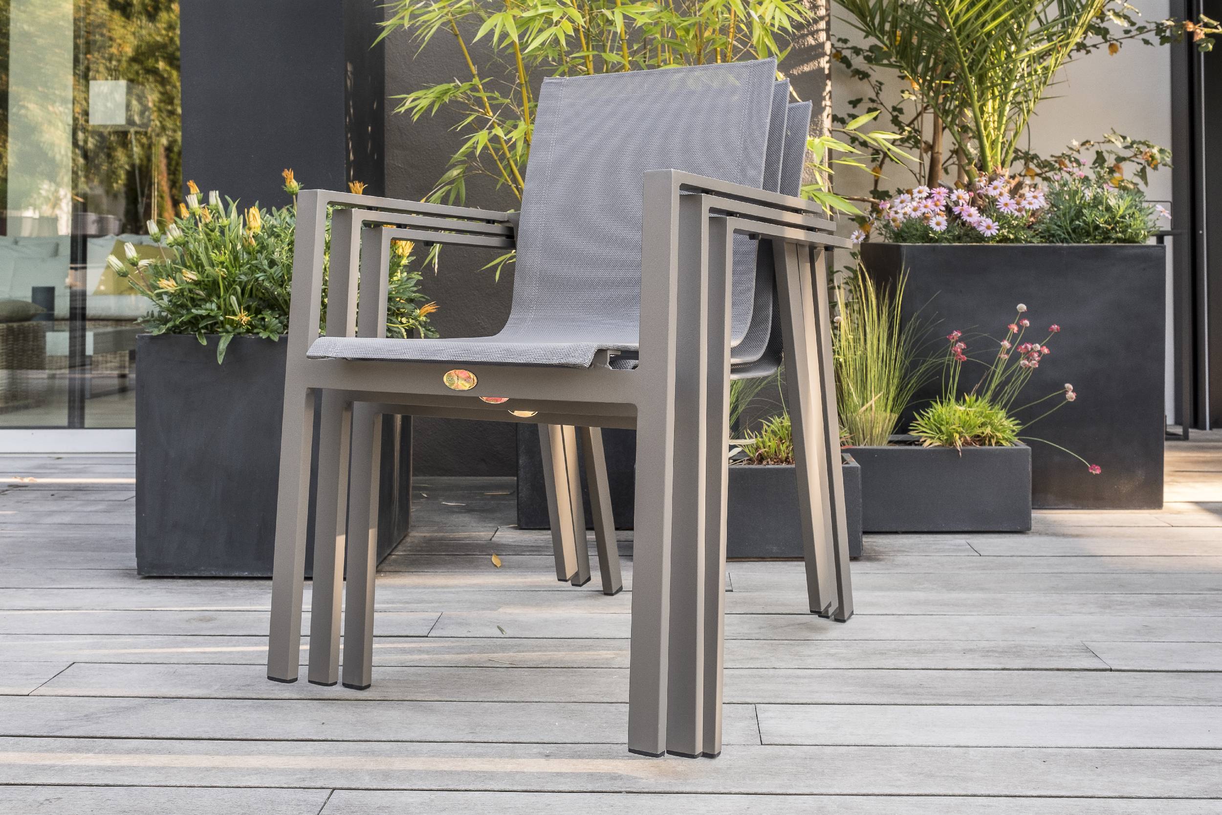Dcb Garden - Fauteuil de jardin ZAHARA en aluminium et textilène taupe - DCB GARDEN - Image 2