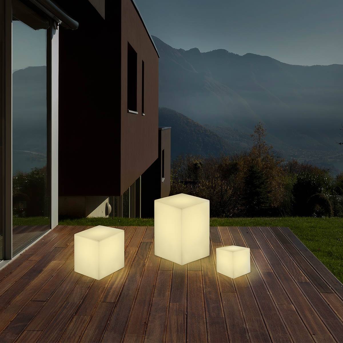 Cube lumineuse décorative 32 cm très résistante. Câble avec lumière LED blanc chaud. Fabriqué en Espagne. CUBY - Image 2