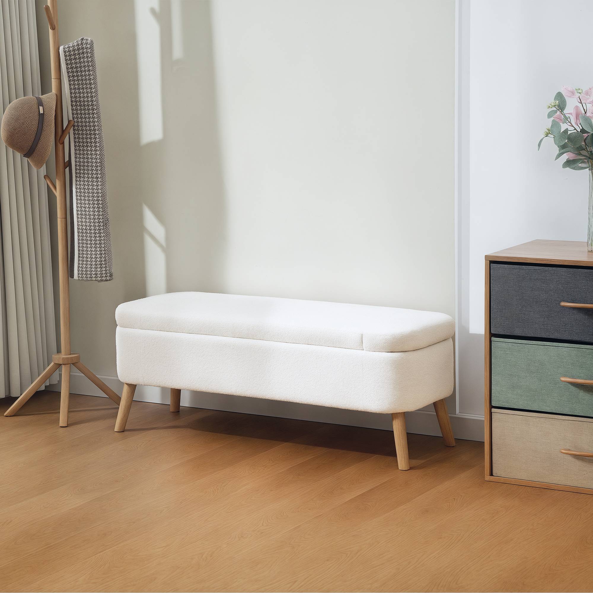Banc de rangement, avec un espace de rangement de 65 L, en tissu polaire effet peluche, en bois d'hévéa, 120 x 42 x 45 cm, blanc crème - Image 4