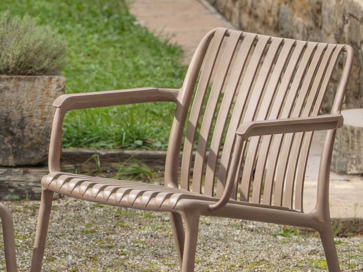Fauteuil bas de jardin en résine PP 50 % recyclé Joysxee, taupe - Jardiline - Image 3
