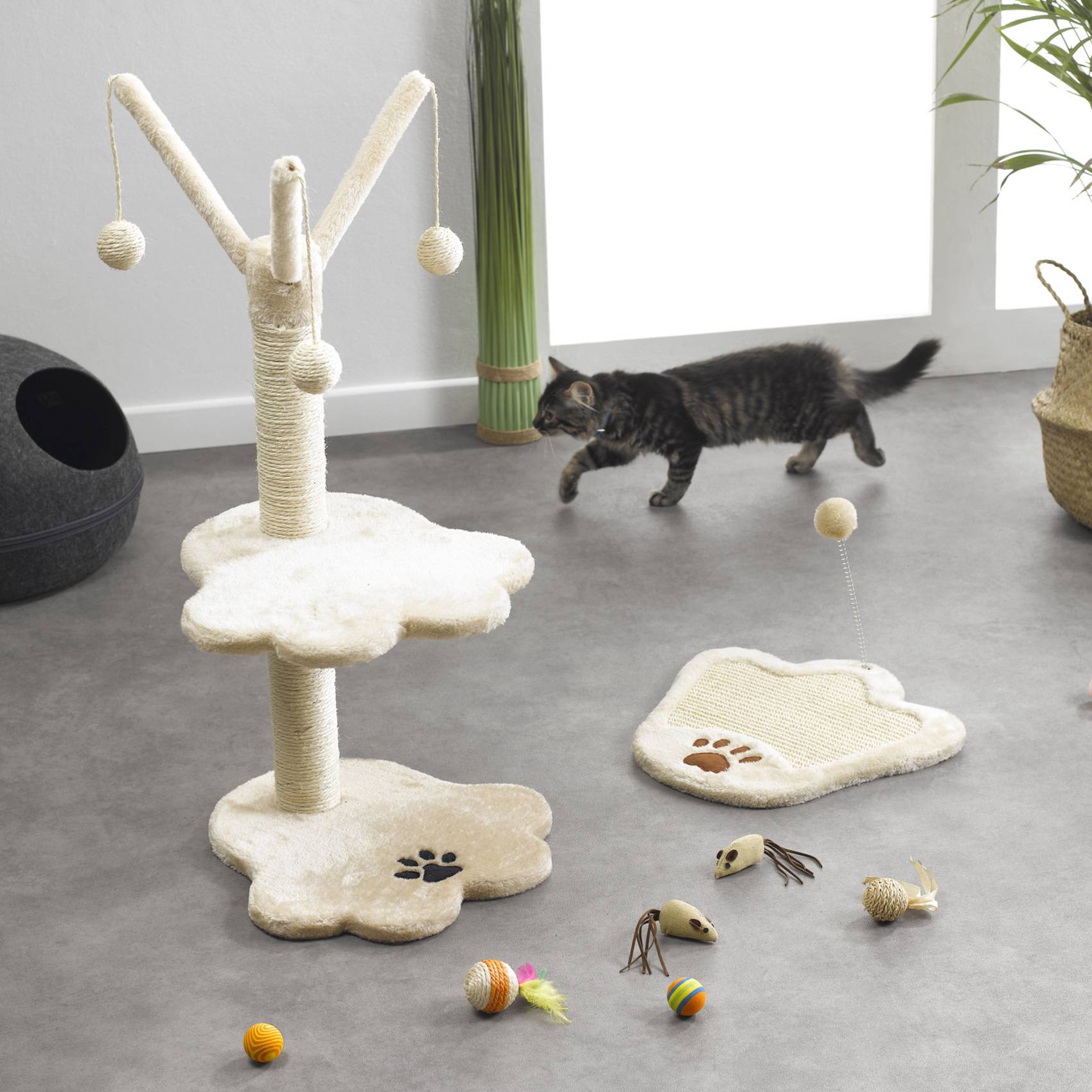 Love Story - Arbre à chat avec boules en sisal - Love Story - Image 1