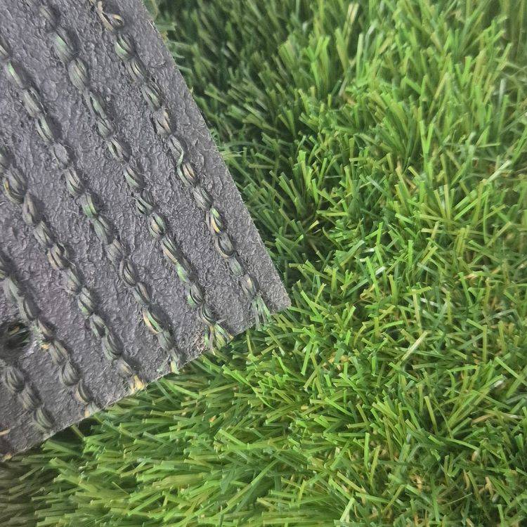 Gazon Synthétique GREEN PRO 45mm - 4Mx23M soit 92m2 - BBE - Image 5