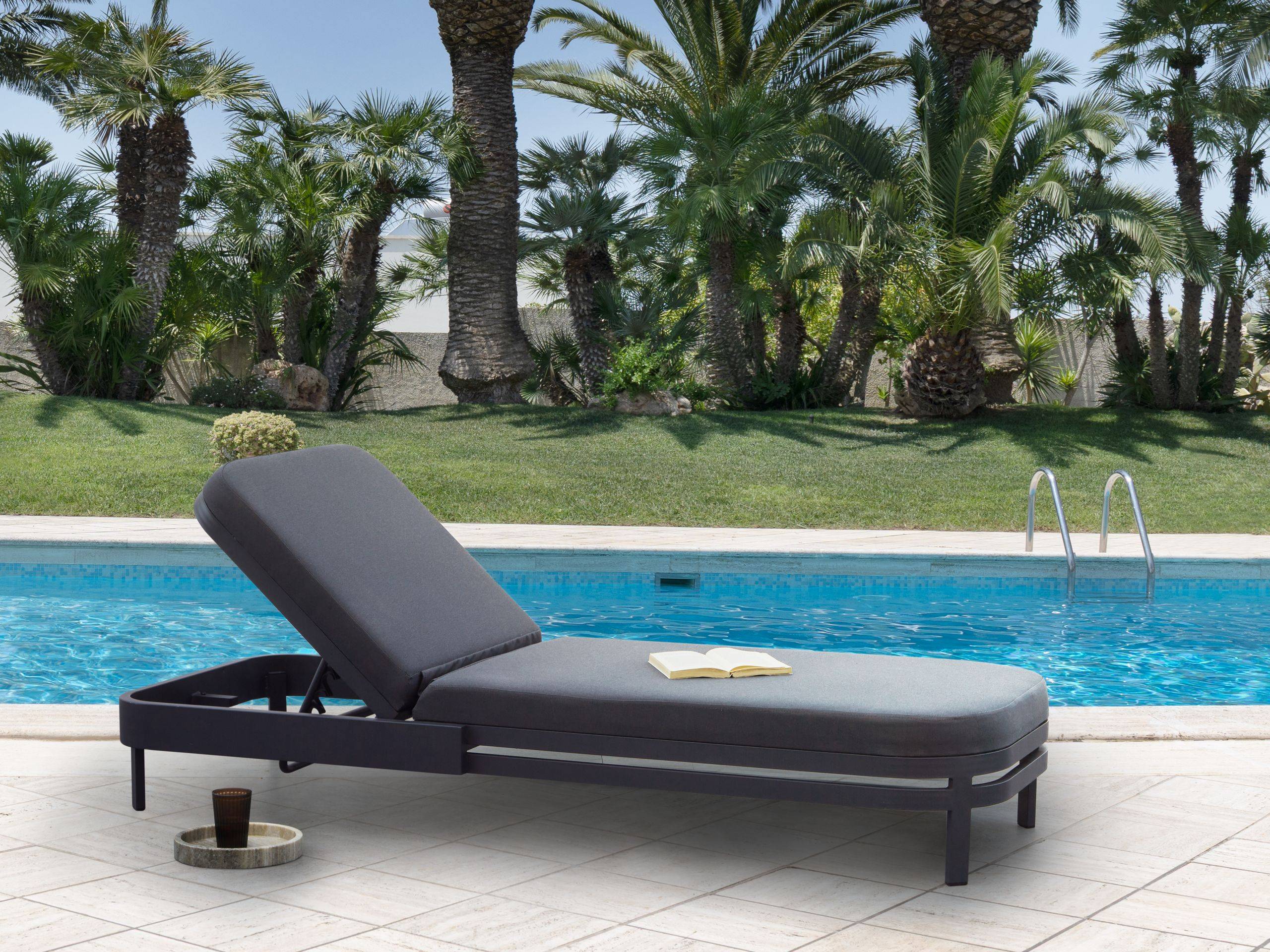 Beliani - Chaise longue Aluminium Gris graphite NETTUNO - 65x194x73- Beliani