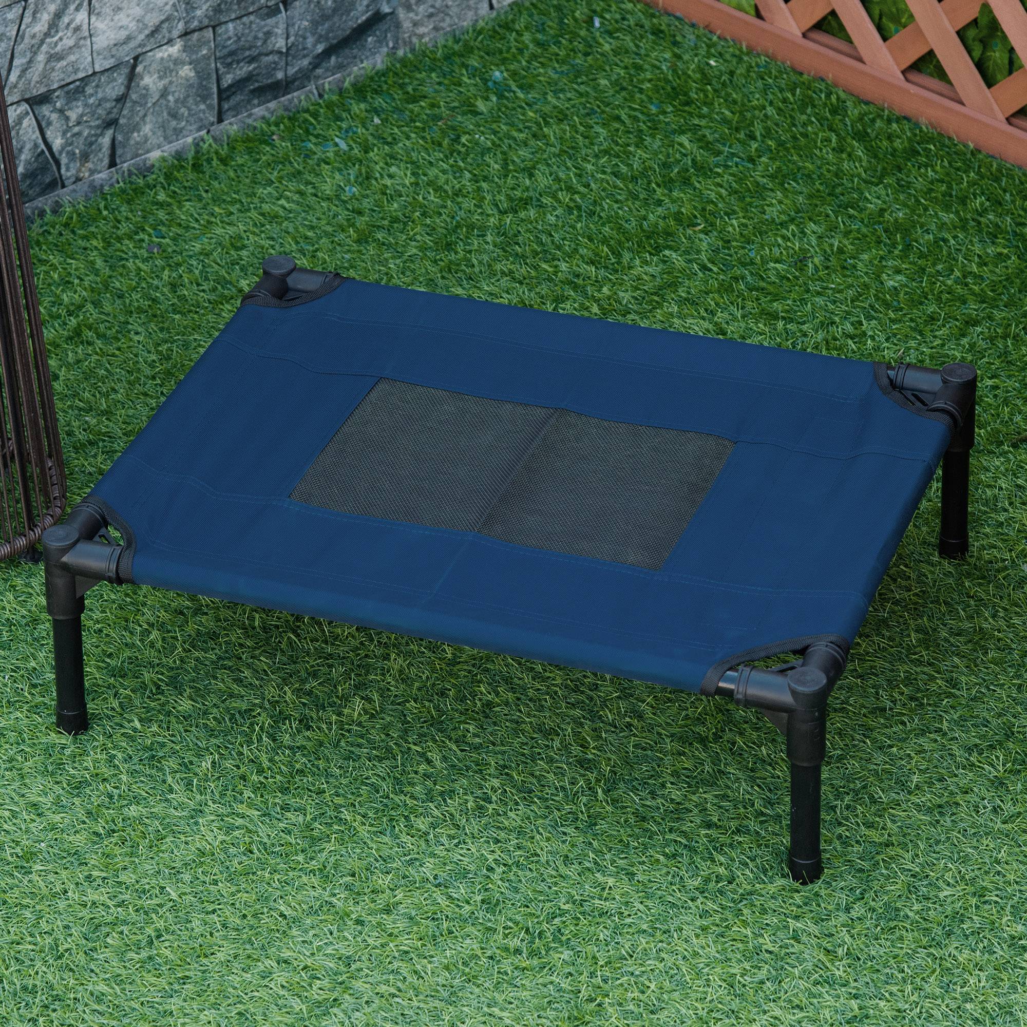 ComfortXL - Lit surélevé pour petit chien en acier et tissu Oxford 61 x 46 x 18 cm bleu marine et noir couchage aéré - Image 1
