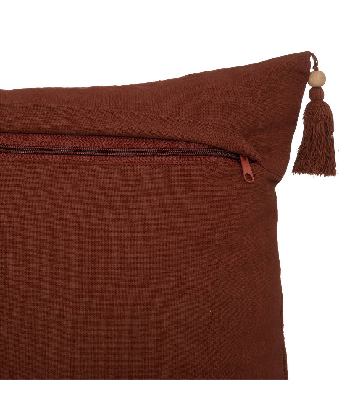 Coussin décoratif en Coton Cannelle motifs brodés avec pompons 38 x 58 cm - Image 2