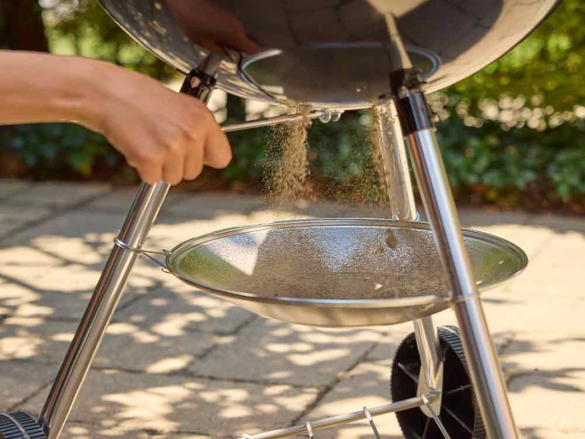 Weber - Barbecue à charbon Original Kettle 57 cm + Kit ustensiles Premium 2 pièces - Weber - Image 5