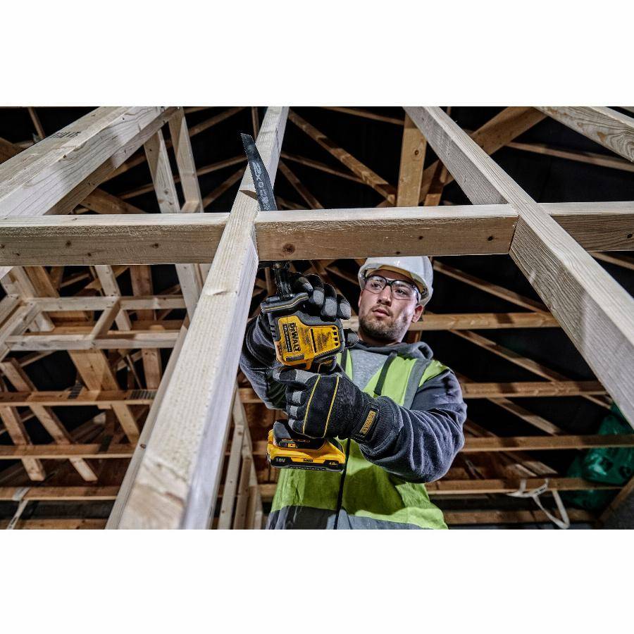 Scie sabre compacte XR 18V Brushless - DEWALT - avec 2 batteries 18V 4.0Ah - chargeur - TSTAK - DCS369M2-QW - Image 4