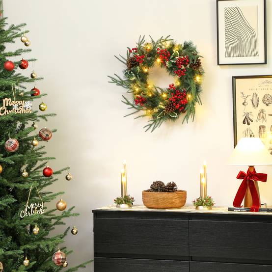 Sans Marque - Couronne de Noël de 60 cm avec lumières LED blanches, minuterie, pommes de pin, baies et houx, verte - Image 10