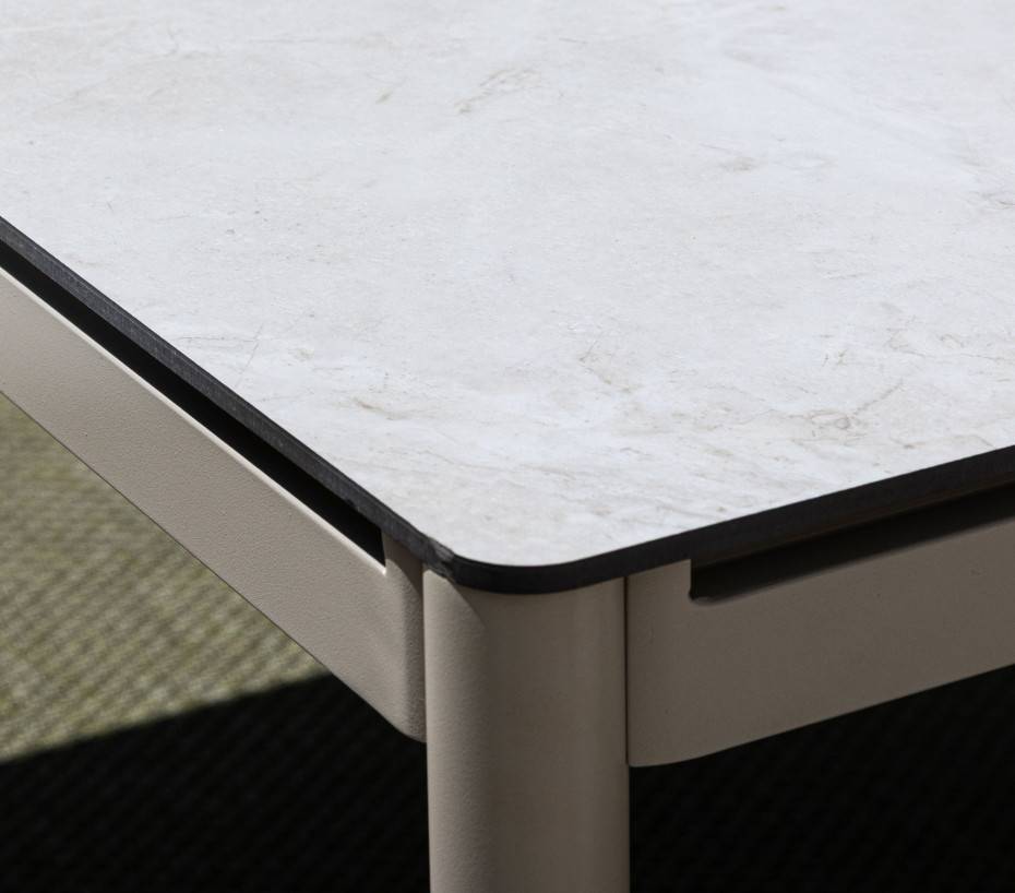 Ensemble table et chaises de jardin  6 places  blanc  BISCAROSSE - Image 2