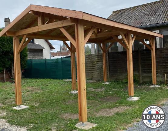 Carport bois Douglas 18 m² – Garantie 10 ans – 2 pentes – 6 poteaux – Abri voiture extérieur – Fabrication française - Image 1